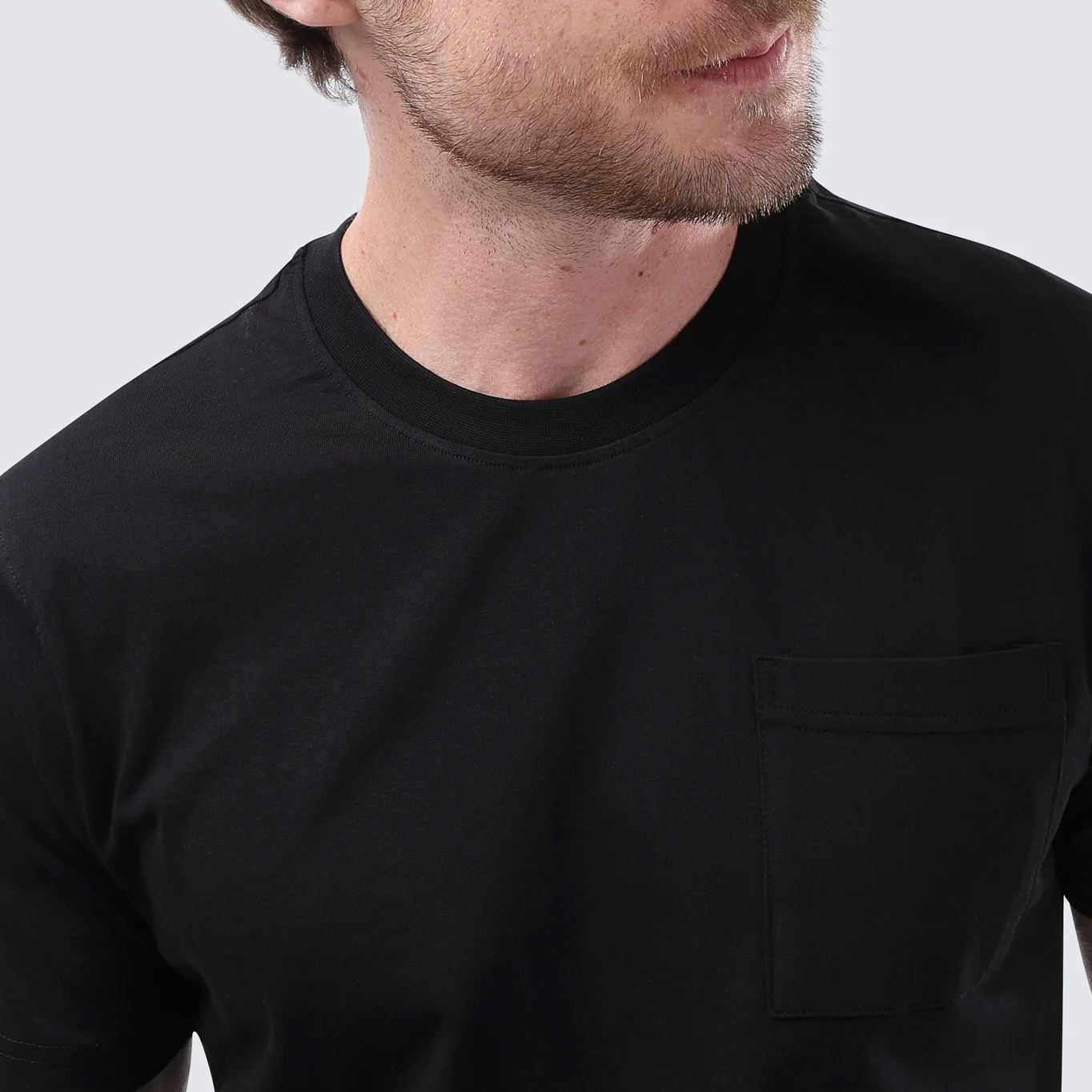 T-Shirt Round Pocket - Image 9